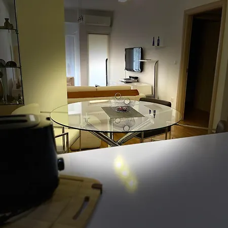Apartamento Ak Escópia
